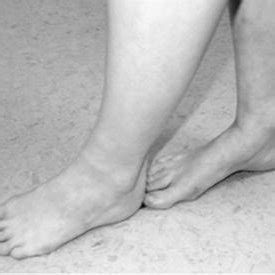 After performing the fukuda stepping test, place a small piece of tape on the floor along the front of your toes, and compare the angle of this line with your original line. The Fukuda-Utenberger stepping test is a dynamic balance ...