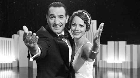 Hoofdrolspelers zijn jean dujardin en bérénice bejo. "The Artist" Jean Dujardin | Trailer Deutsch German ...