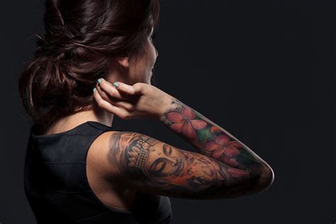 Tetovani na kotnik tetovani galerie foot tattoos tattoos tribal tattoos. Tetování na ruku je velký trend současnosti ...