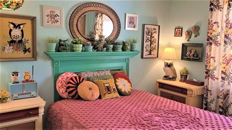 Vintage green boy room makeover! VINTAGE RETRO ROOM TOUR of THRIFTED DECOR | Fun Green ...