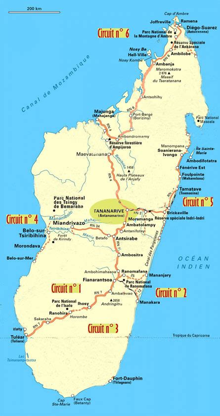 La carte est vraiment très complète et permet à tout un guide professionnel : Circuit a la carte à madagascar. Tsingy, mer d'emeraude ...