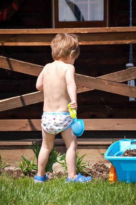 A reasonable start time for potty training means different things for different people. The Buddy Bee Makes Three: Potty Training Here We Come....