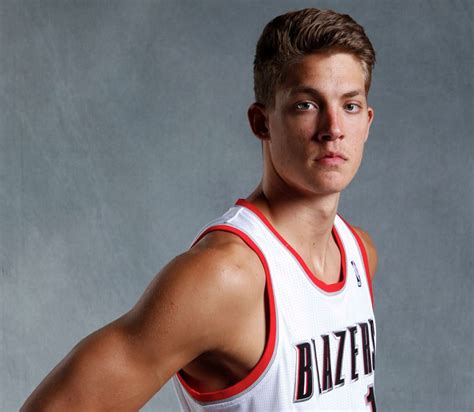 The college basketball player who was brought to tears when his brother surprised him by coming home early Meyers Leonard Portland trailblazer | FANtastic | Mens ...