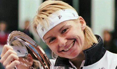 The women's tennis association announced that the 1998 wimbledon champion died peacefully. Jana Novotna Height, Weight, Age, Death Cause, Biography ...