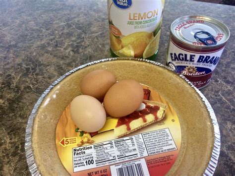 I have had a lot of requests for an old fashioned lemon icebox pie recipe. Old Fashioned Lemon Ice Box Pie | Recipe | Easy pie ...