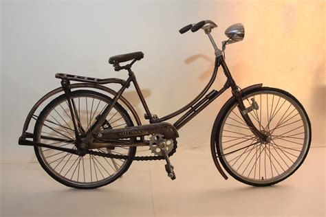 If you like bicycles or motorcycles these games will keep you entertained. Indonesia Bicycle / Indonesia Overloaded Bicycles ...