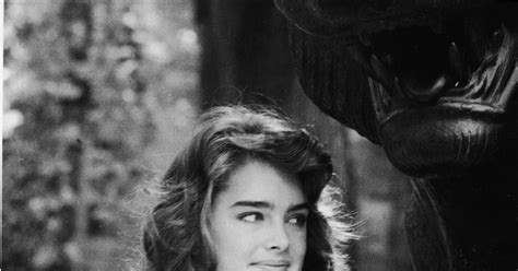 Brooke shields was the youngest cover model in history and was a movie star in her teens. Garry Gross Brooke Shields / Controversial Photographer Garry Gross Dies At 73 Gothamist ...