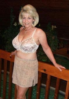 Publicagent busty brunette gets wet outdoors. Blonde gilf posing | gilf in 2019 | Boobs, Vintage ...