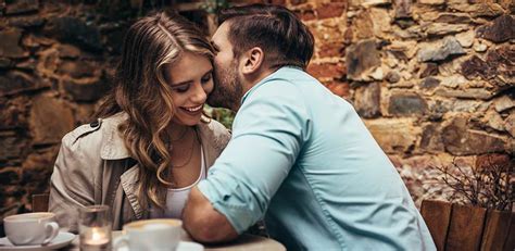 Dirty talk doesn't make you a misogynist. 7 Dirty Things to Say to a Girl to Turn Her On and Make ...