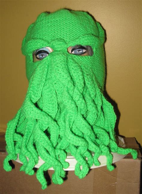 Do you see there, between the eyes? Cthulhu Knit Mask | Crochet faces, Crochet cat, Crochet ...