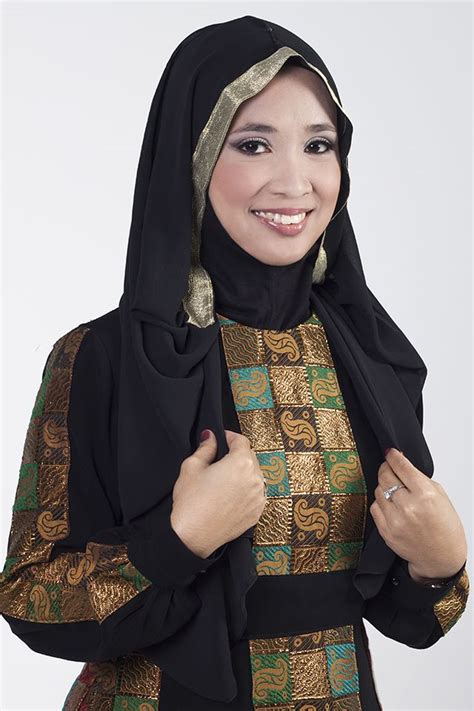 If you are looking for stylish clothing to wear, then the best place for you to purchase is from an muslimah dresses. LIKE US AT https://www.facebook.com/norajcollection Co Reg ...