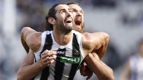 To accommodate the move, he thinks they should send superstar ruckman grundy to sydney in exchange for pick four, solving the swans' big man issues and freeing up cap space at collingwood. AFL trade news 2019: Brodie Grundy, Collingwood, Essendon ...