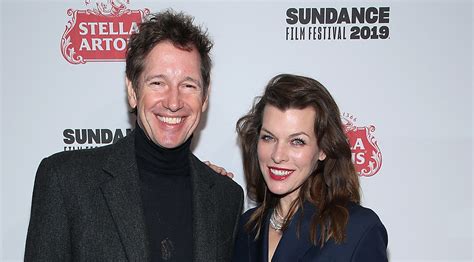 Anderson in an intimate outdoor ceremony at their home in beverly hills on saturday, people has confirmed. Milla Jovovich is Pregnant, Expecting Third Child with ...