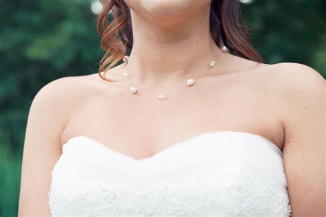 Viel spaß und erfolg dabei! Braut Dekoltée Kette | Wedding dresses, Strapless wedding ...