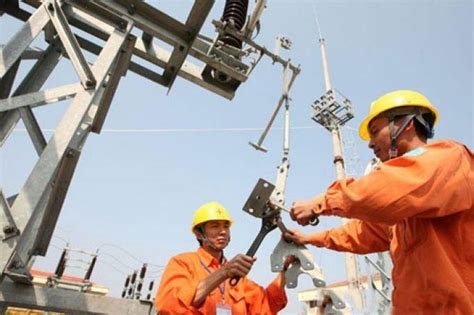 Tổng công ty điện lực miền nam trân trọng thông báo đến quý khách hàng: Người dân phải làm gì khi hóa đơn tiền điện tăng bất thường?