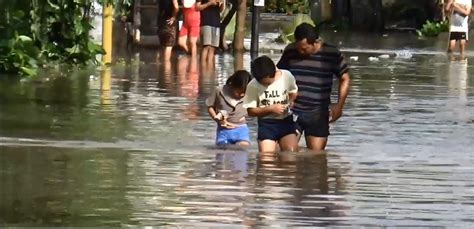 Badan meteorologi klimatologi dan geofisika (bmkg) wilayah iii denpasar, bali mengeluarkan peringatan tingkat curah hujan. BMKG: Banjir di Denpasar Akibat Cuaca Ekstrem