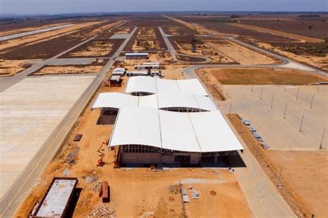 Mff v cannes získal jedno z ocenění. Aeroporto Glauber Rocha: novas imagens mostram andamento ...