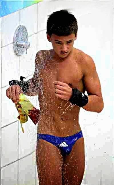 He was the first figure skater from great britain to win olympic gold. Male Athletes World: Tom Daley - once upon a time in ...