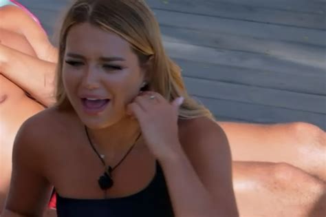 The pair shared a kiss at the end of monday's episode (picture: Love Island bombshell Lucinda 'to steal Aaron' as fans ...