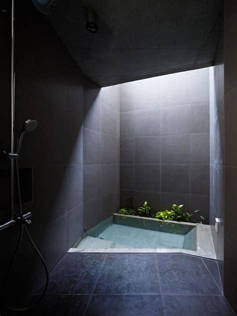 At phenomenal discounts, purchasing such stunning garden tub has never been so easy. Sky Garden House by Keiji Ashizawa (11) | Japanisches bad ...