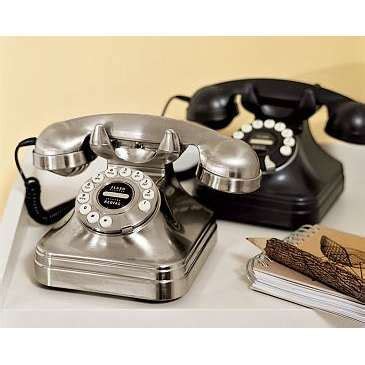 ➤ learn more on tiendeo! 16 best Old Fashioned Telephones images on Pinterest ...