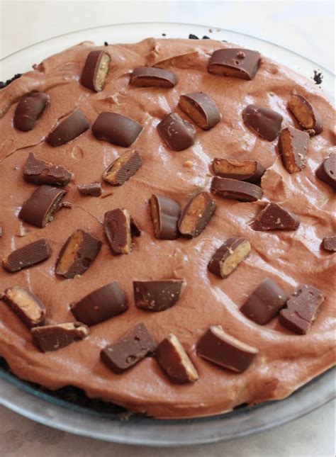 I wonder how many people will look at the pics and go 'mmmmmmm'. Mocha Mousse Heath Bar Pie | Just About Baked