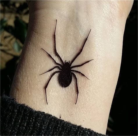 Latrodectus is a broadly distributed genus of spiders with several species that, together, are referred to as true widows. Temporary tattoo spider tattoos fake tattoos black widow ...