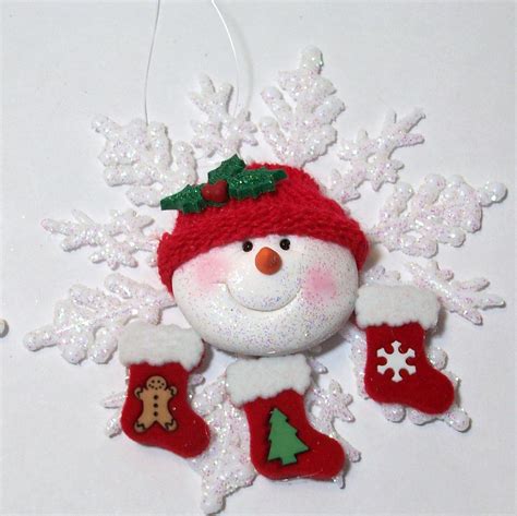 We promise this sweet diy frosty won't melt while he hangs on your this one involves using the lid to make a jolly snowman face. *POLYMER CLAY ~ Christmas: snowman ornament. (With images ...