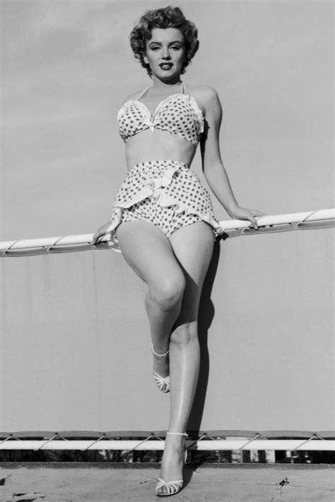 They are likely the people we wish we could be, the ones we are most attracted to, or those we have the most. The Best Celebrity Hourglass Bodies of All Time - Famous ...