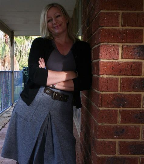 7:59ava seduces xander in hot threesome. school teacher skirt - Sewing Projects | BurdaStyle.com