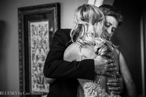 Was wäre eine puppenstube ohne strom? Saratoga Springs NC wedding by BlueSky Photo Artists ...