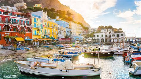 İtalyan universitetlərinə daxil olmaq üçün aşğıdakılar lazımdır: En Güzel İtalya Adaları: Muhteşem 10 İtalyan Adası