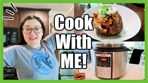 It can easily turn out so moist every time. COOK WITH ME! Trying Pioneer Woman's BBQ Chicken Baked ...