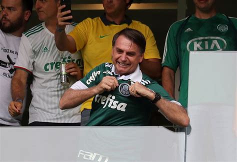 Hoje vamos acompanhar são paulo x fortaleza pelo jogo de volta das oitavas de final da. Bolsonaro está em São Paulo para ver jogo do Palmeiras ...