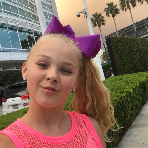 How child star jojo siwa built her. JoJo Siwa!🌈💎🎀 on Twitter: "🎀 ️…