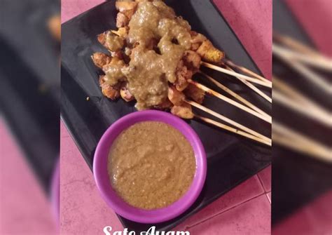 Ayam yang digunakan dalam bumbu lodho ini bisa ayam kampung penasaran bagaimana cara memasak ayam lodho yang enak? Resep Sate Ayam Bumbu Kacang Anti Gagal | Resep Sate