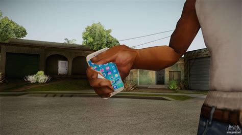 Jugar a 8 ball pool. iPhone 7 Plus para GTA San Andreas