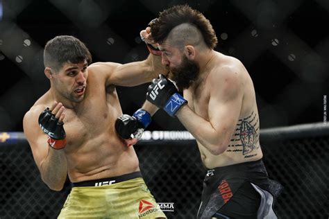 Luque currently competes in the welterweight divi. Vicente Luque will upgrade honeymoon trip to Ireland with ...