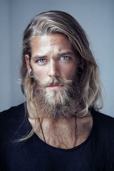 Hipsters always like short hair cut with long thick beard. Beard Styles for Round Face-28 Best Beard Looks for Round ...