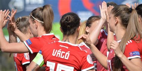A magyarok rengeteg energiát emésztettek fel labda nélkül. A női foci-Eb-t is egy évvel későbbre halasztja az UEFA