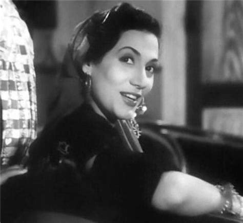تستعد الفنانة حورية فرغلي للعودة إلى جمهورها مرة أخرى، وذلك من. الراقصة هاجر حمدي شبيهة حورية فرغلي ️ in 2020 | Black and ...