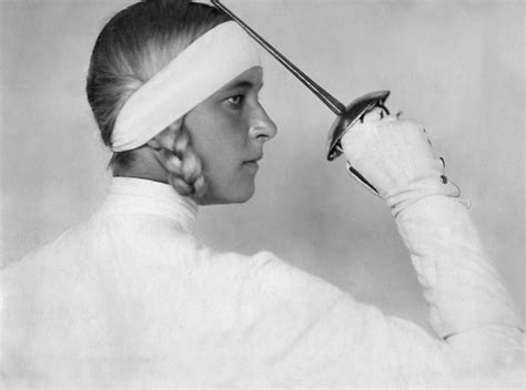 Последние твиты от helen meyer (@hrunmeyer). Helene Mayer, the Jewish fencer who fought for Hitler ...