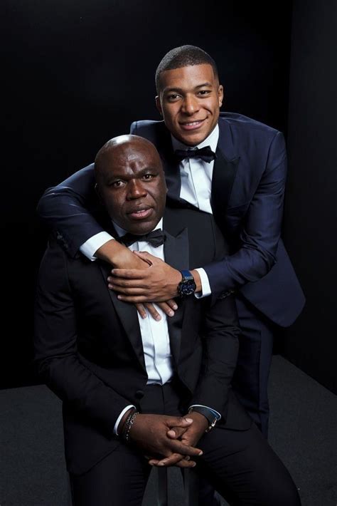 Ethan mbappe, the younger brother of star forward kylian, has signed a new youth contract with psg, the club have announced. Пин от пользователя I don't care на доске Footballers в 2020 г