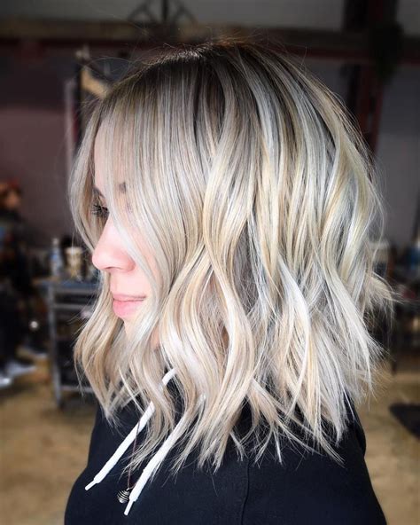 Ash Blonde Choppy Lob | Choppy bob hairstyles, Wavy bob ...