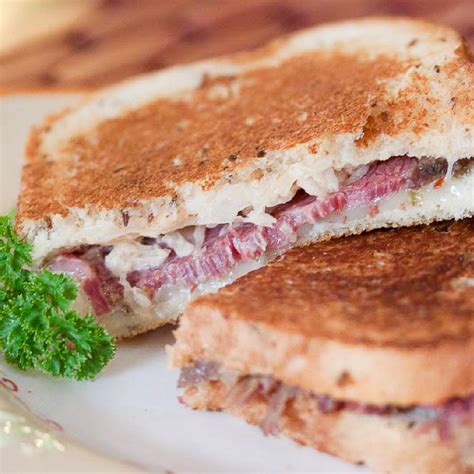 Air freyer ruben sandwiches / turkey reuben sandwiches. Air Freyer Ruben Sandwiches - Reuben Sandwiches Recipe ...