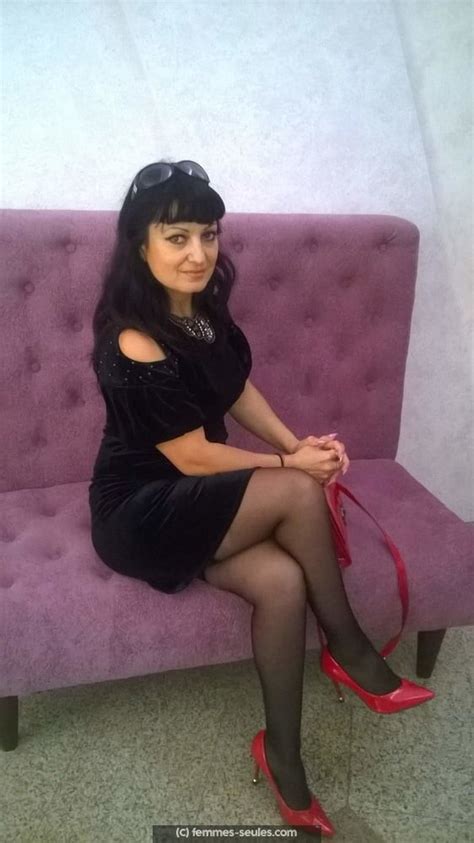 70,0% deux femmes mûres pour un jeune gars. Femme mure divorcée seule, cherche a discuter avec homme seul - Rencontre femme seule