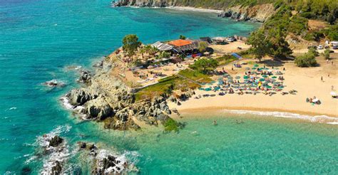Ειδικότερα, σύμφωνα με την πυροσβεστική σε όλα τα μέτωπα που ξέσπασαν απόψε το βράδυ σε όλη τη χαλκιδική επιχειρούν 100 πυροσβέστες και 50 υδροφόρα οχήματα. MAGDA: Τριστινίκα Σιθωνίας - ΧΑΛΚΙΔΙΚΗ