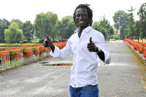 Toute l'actualité de mbaye leye et de , son palmarès, ses stats. Mbaye Leye : Le Sénégalais aperçu à Lokeren - Africa Top Sports