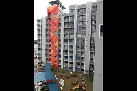 Ipoh parade is 9 miles from. Sky Garden Residence Ipoh - memerui