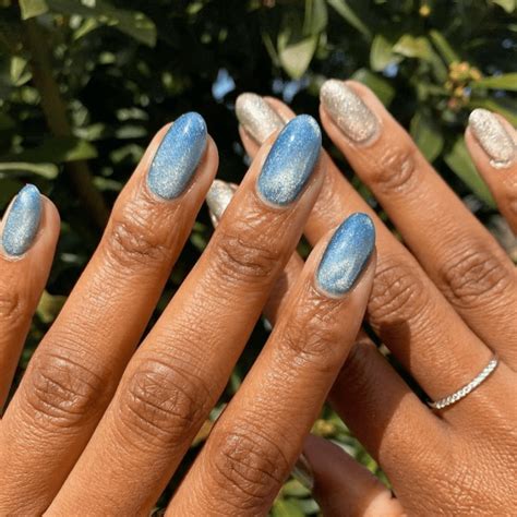 The main difference between acrylic and gel nails is how they are cured. Acrylic Nails Blue / 25 Blue Nail Art Designs Ideas Free ...